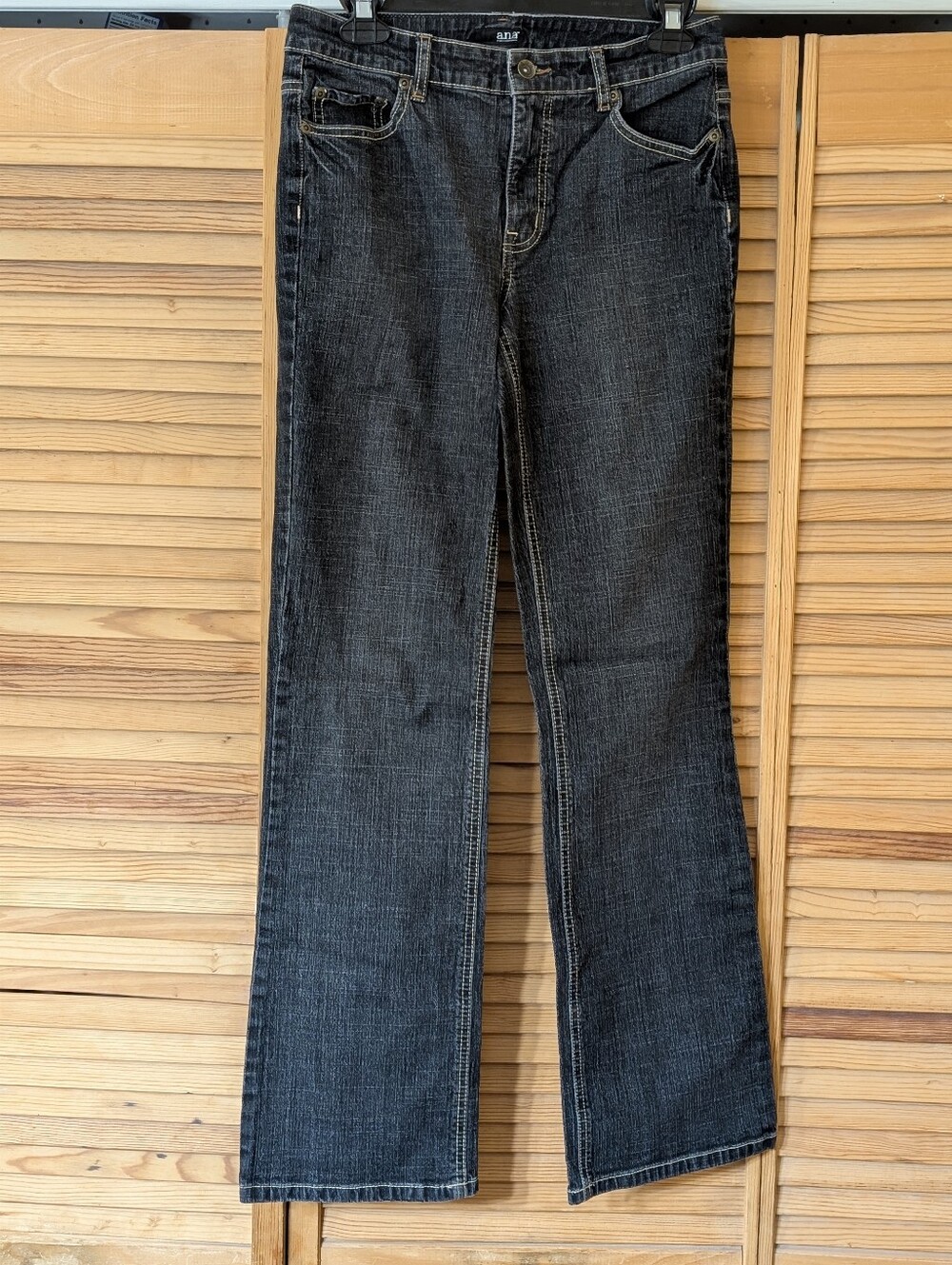 A.N.A. Black Bootcut Jeans size 6 - Nice!!!